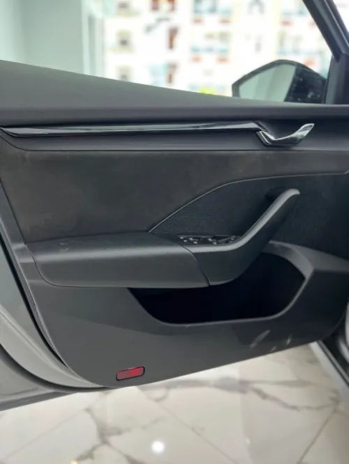 Skoda Octavia virs 2023 Virs
