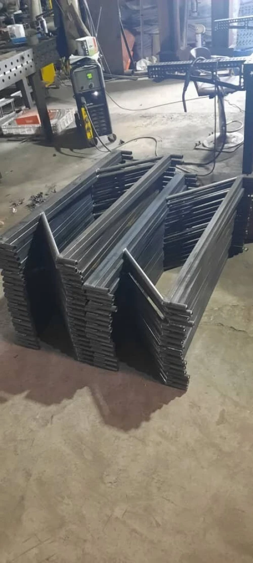 Fabrication des estrad scene et podiu صناعة منصات الحفلات m modulable