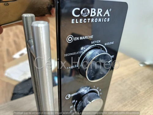 COBRA Micro-ondes Finition miroir 20L 700w