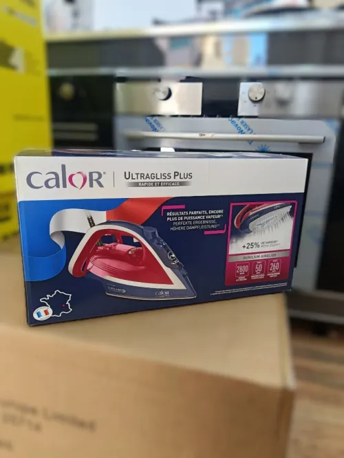 CALOR Fer à repasser a vapeur 2800w UltraGliss Plus FV6814CO