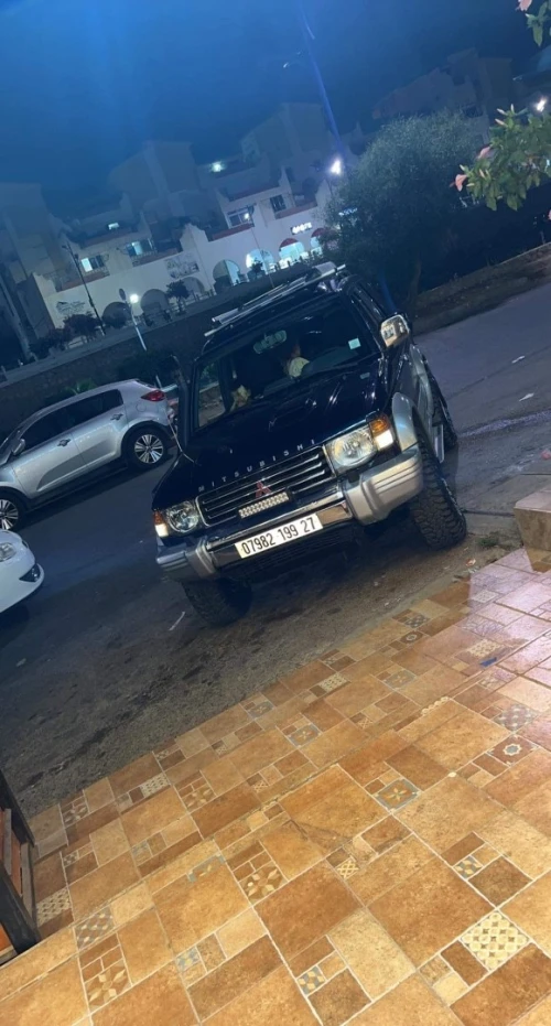 Mitsubishi Pajero Court 1999 Pajero Court
