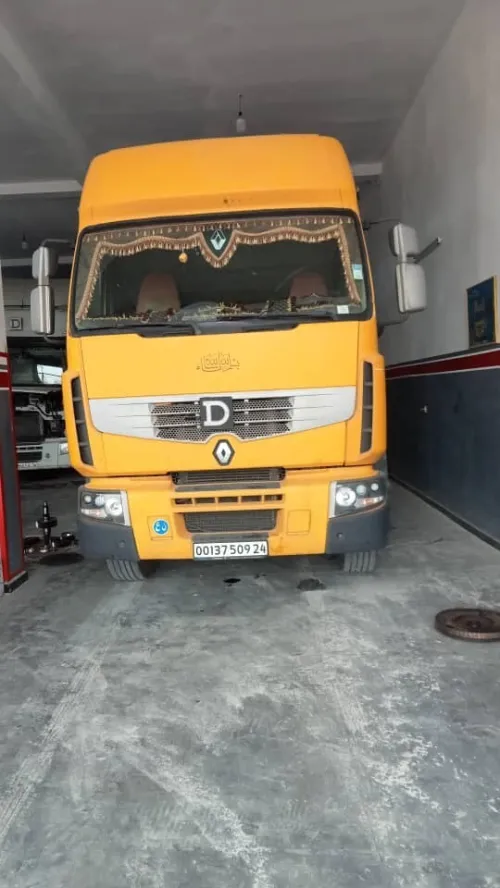 Renault Premium 2009