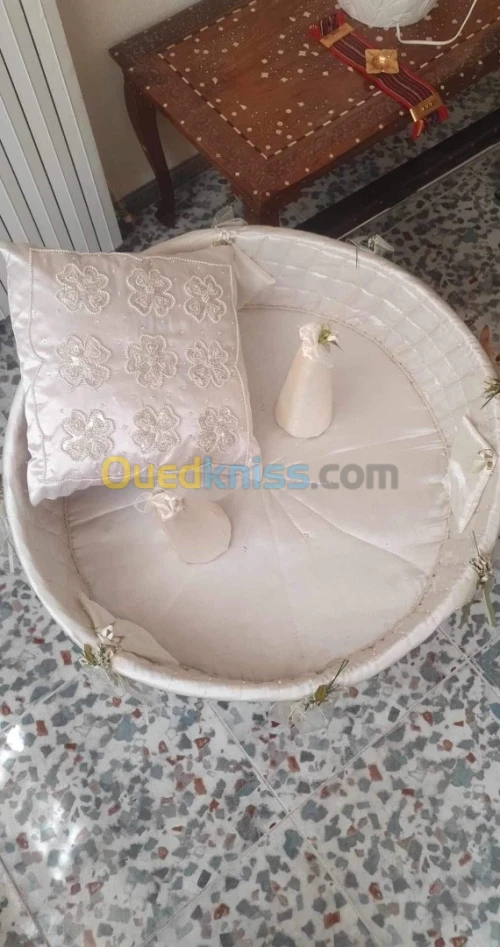 Corbeille de mariée avec accessoires 