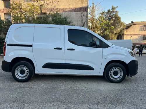 Fiat Doblo 2024 Italy 3 place