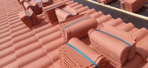 Travaux de tuile et charpente