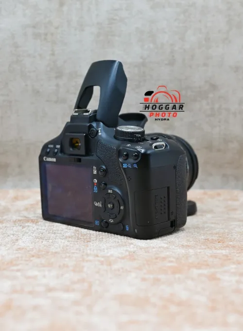 Canon EOS 1300D + EF-S 18-55mm F/3,5-5,6 IS