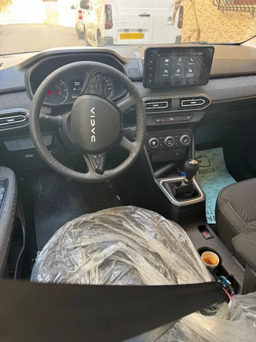 Dacia Logan 2026 Full option