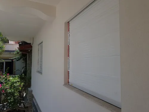 Caisson coffret tunnel pour volet roulant 