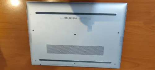 HP ELITEBOOK 865 G10 Ryzen 7 7840U RAM 32GB 256SSD écran 16 FUL HD