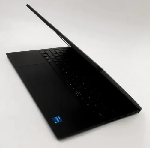 LAPTOP DELL VESTRO 3520 I3 1215U RAM 8G DDR4 256 SSD NVME