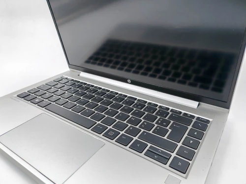 LAPTOP HP PROBOOK 445 G9 RYZEN 5 5625U RAM 16G DDR4 256 SSD NVME
