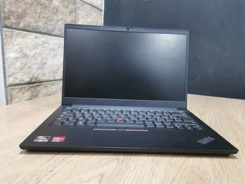LAPTOP LENOVO THINKPAD E14 RYZEN 5 5500 RAM 16G 256 SSD