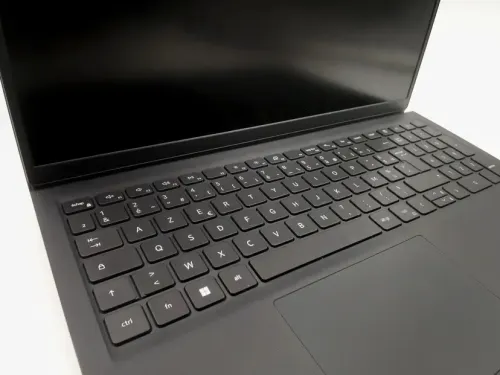 LAPTOP DELL VESTRO 3520 I3 1215U RAM 8G DDR4 256 SSD NVME