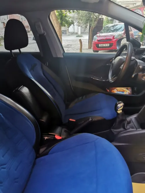 Peugeot 208 2015 Active