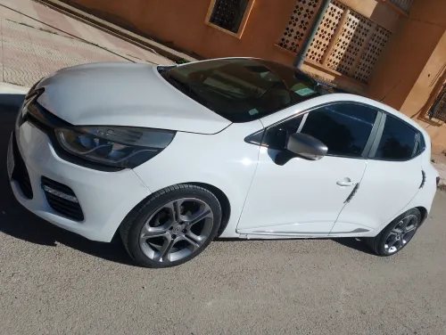 Renault Clio 4 2016 GT Line +