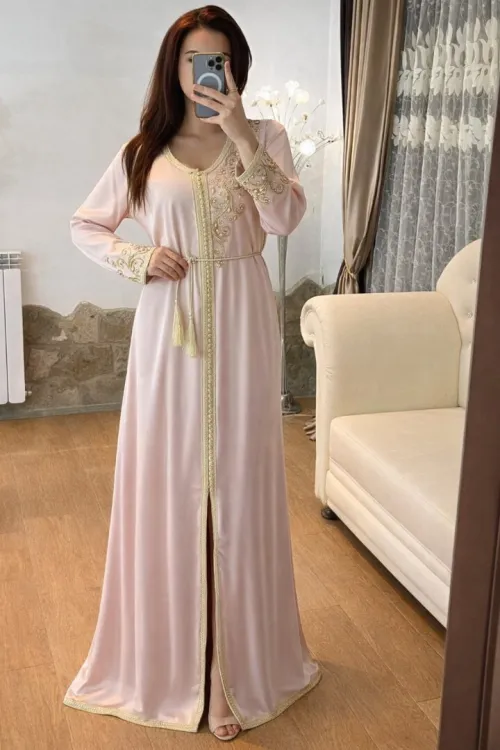 Confection tenues traditionnel et Confection/Broderie/Perlage