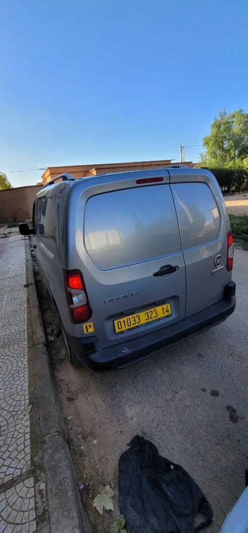 Fiat Professional Doblo italien 2023 
