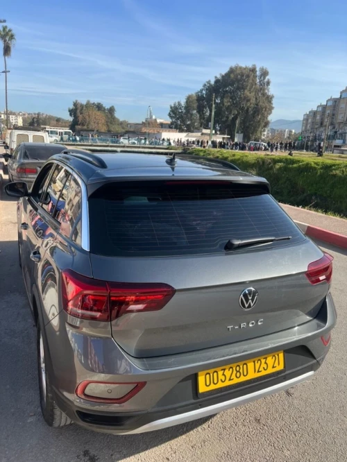 Volkswagen T-Roc 2023 Life business