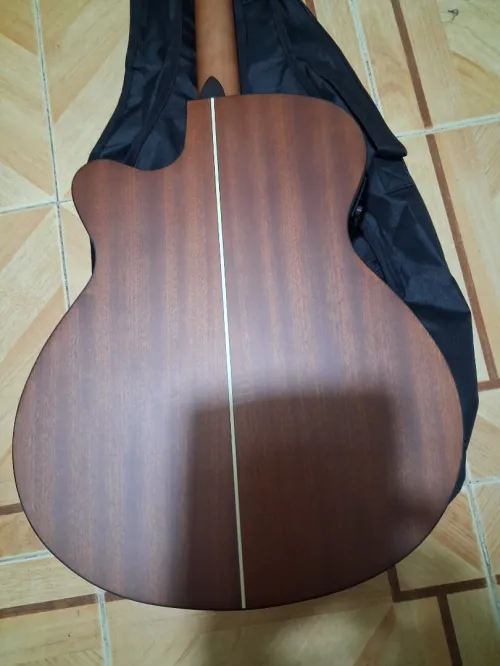 Electro accoustic guitar "Aria"