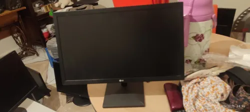 Écran pc  LG et HP 