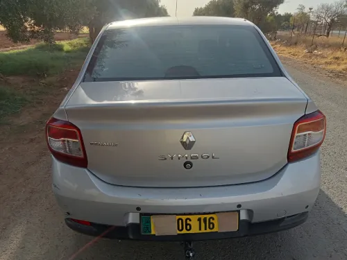 Renault Symbol 2016 