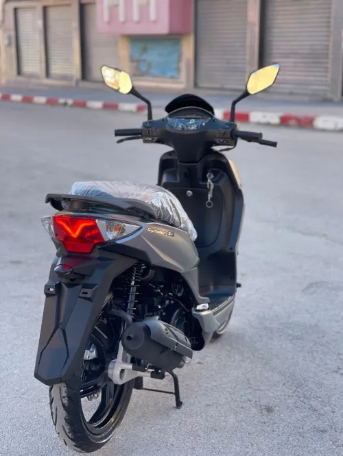 Sym sr Sr 