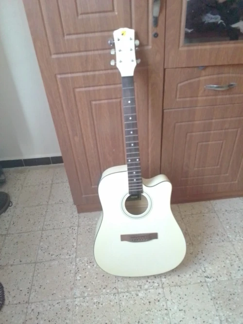 Guitare acoustique
