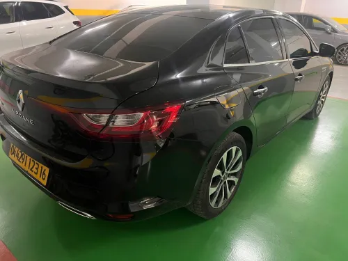 Renault Megane 4  2023 Itens
