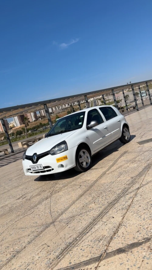 Renault Clio Campus 2015 Clio Campus