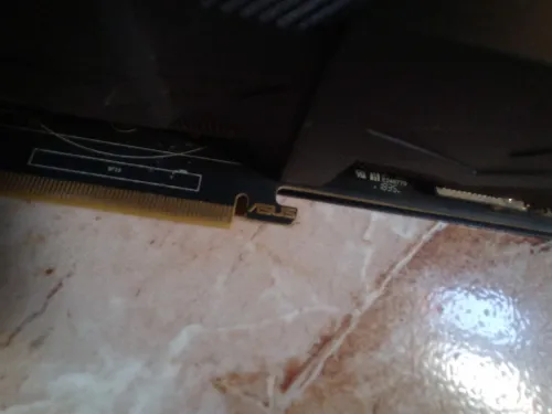 GTX 1080 (Pour pièces ou réparation) - chauffée
