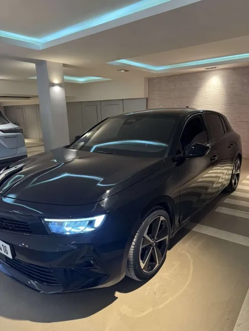 Opel Astra 2024 