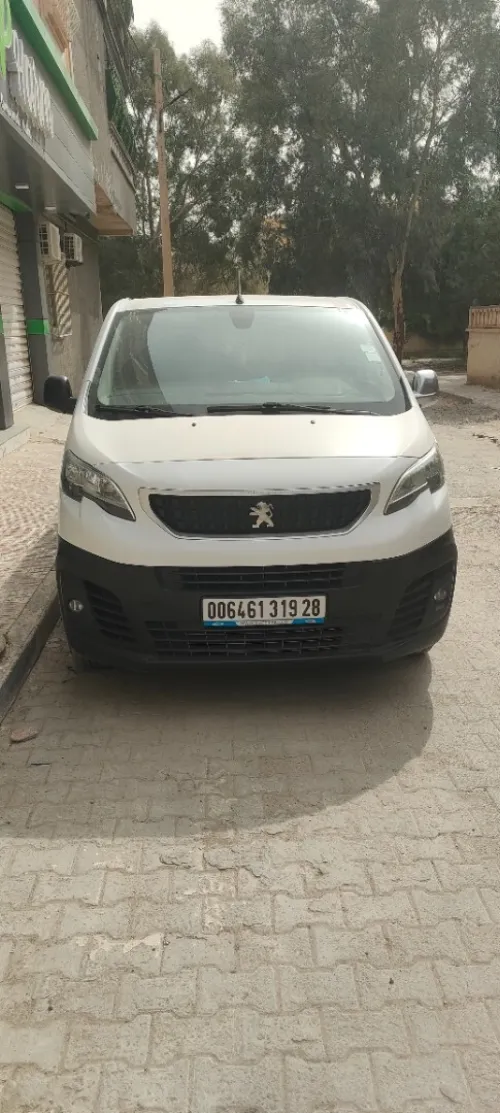 Peugeot Expert 2019