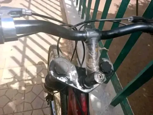 Vélo avec amortisseur