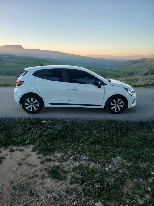 Renault Clio 5  2023 Evolution