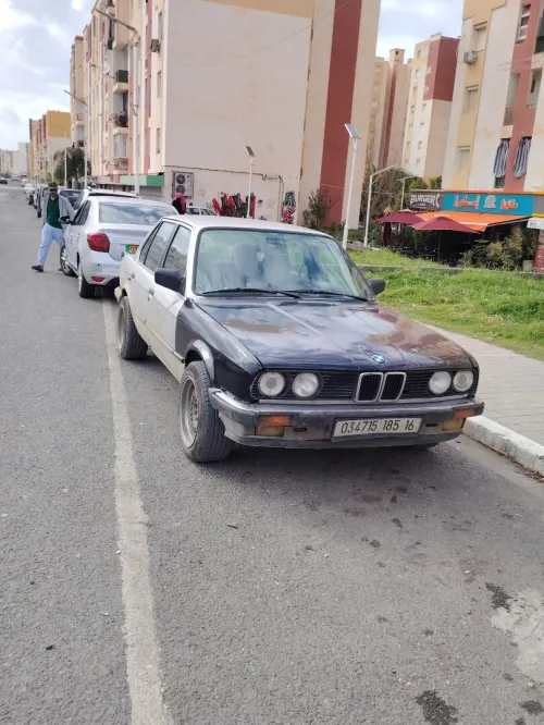 BMW Série 3 1985 