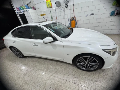 Infiniti Q50 2018 10/10