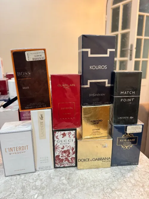 Lot de parfums originaux