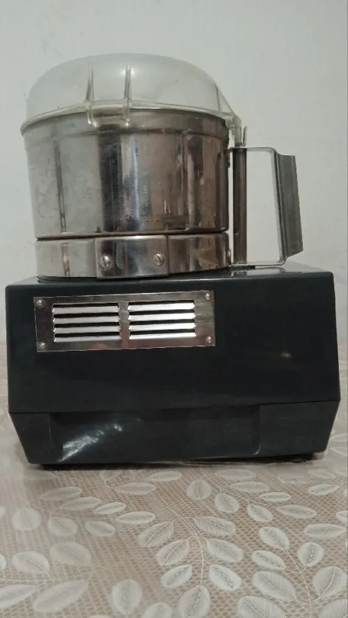 robot coupe Robot Coupe cutter R2  Cutter Professionnel روبو كوب روبو مكسرات