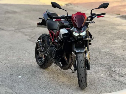 Kawazaki Z900 2025