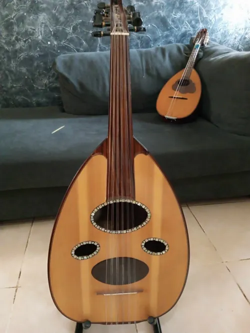 Oud عود