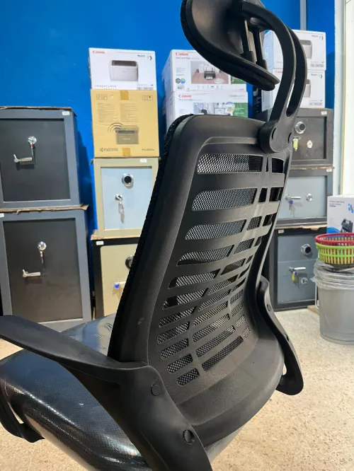 Chaise Operatuer D05