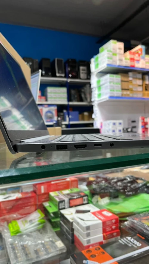 NOUVEAU Ordinateur Portable Lenovo IdeaPad Slim 3
