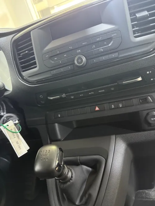 Peugeot Expert 2024 Full option