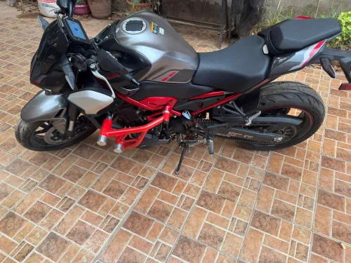 Kawasaki Z900 2025
