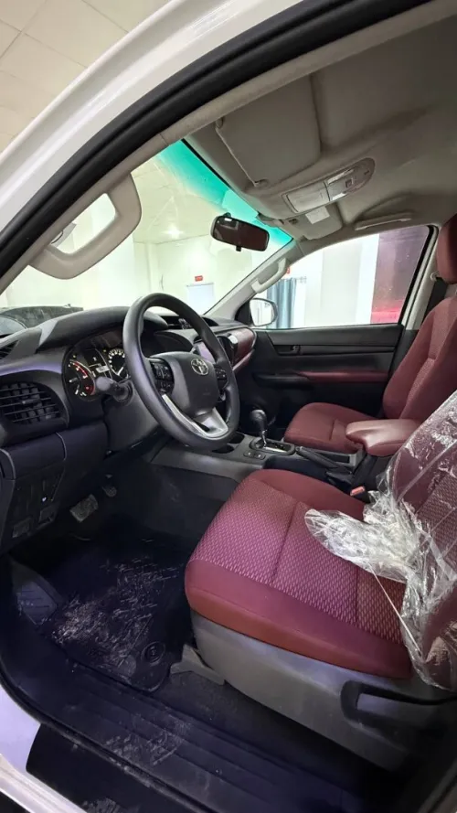 Toyota Hilux 2025 Omania