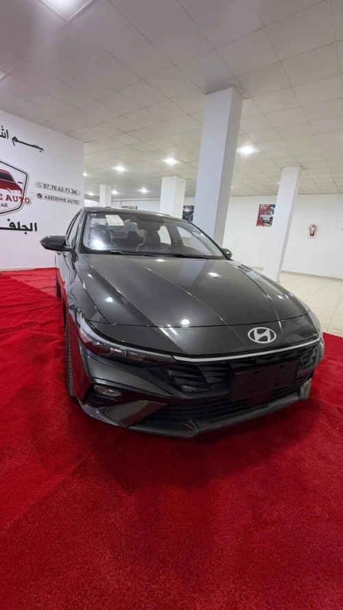 Hyundai Elantra 2025 Glx