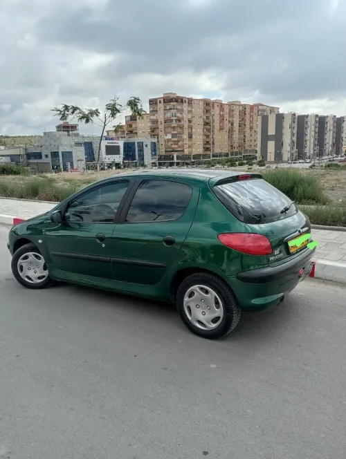 Peugeot 206 2002 La toute