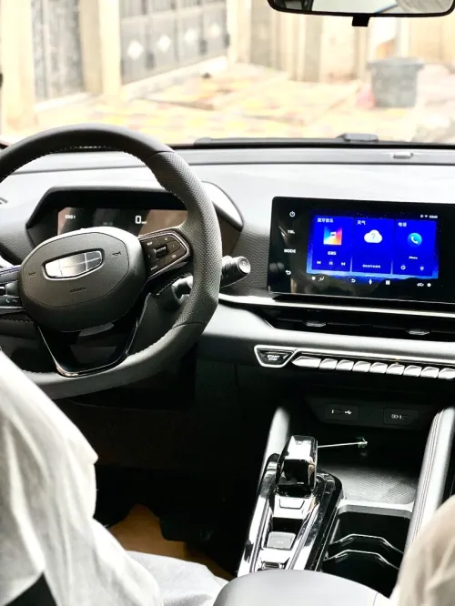 Geely Coolray 2026 Basique