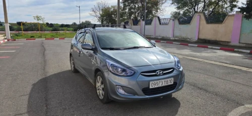Hyundai Accent RB  4 portes 2018 Accent RB  4 portes