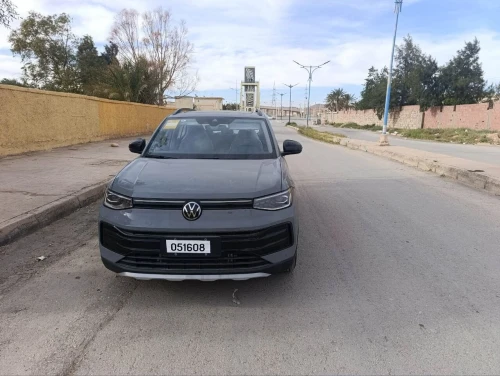 Volkswagen Tahru 2025 